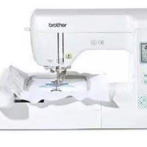 MAQUINA DE BORDADO BROTHER INNOV-IS  F540